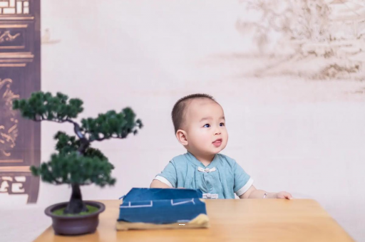 大竹宝宝什么时候攒肚